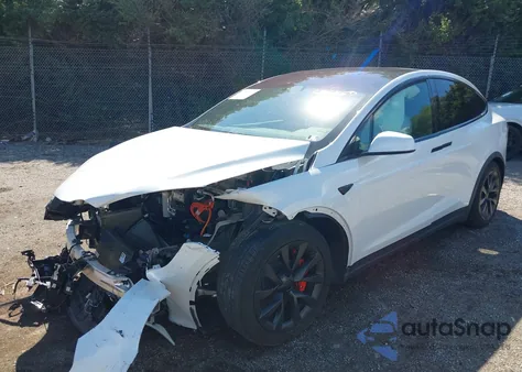 2023 Tesla Model X Plaid Tri Motor All-Wheel Drive из США, поврежденный, VIN 7SAXCBE69PF429215